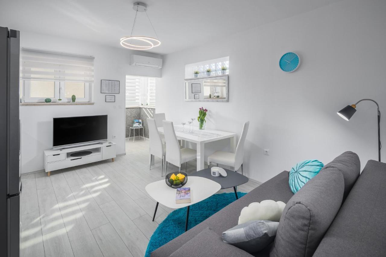 Apartment Sea Pearl Пореч Экстерьер фото